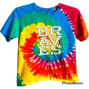 Braves tie dye multicolored woman’s size S or youth XL